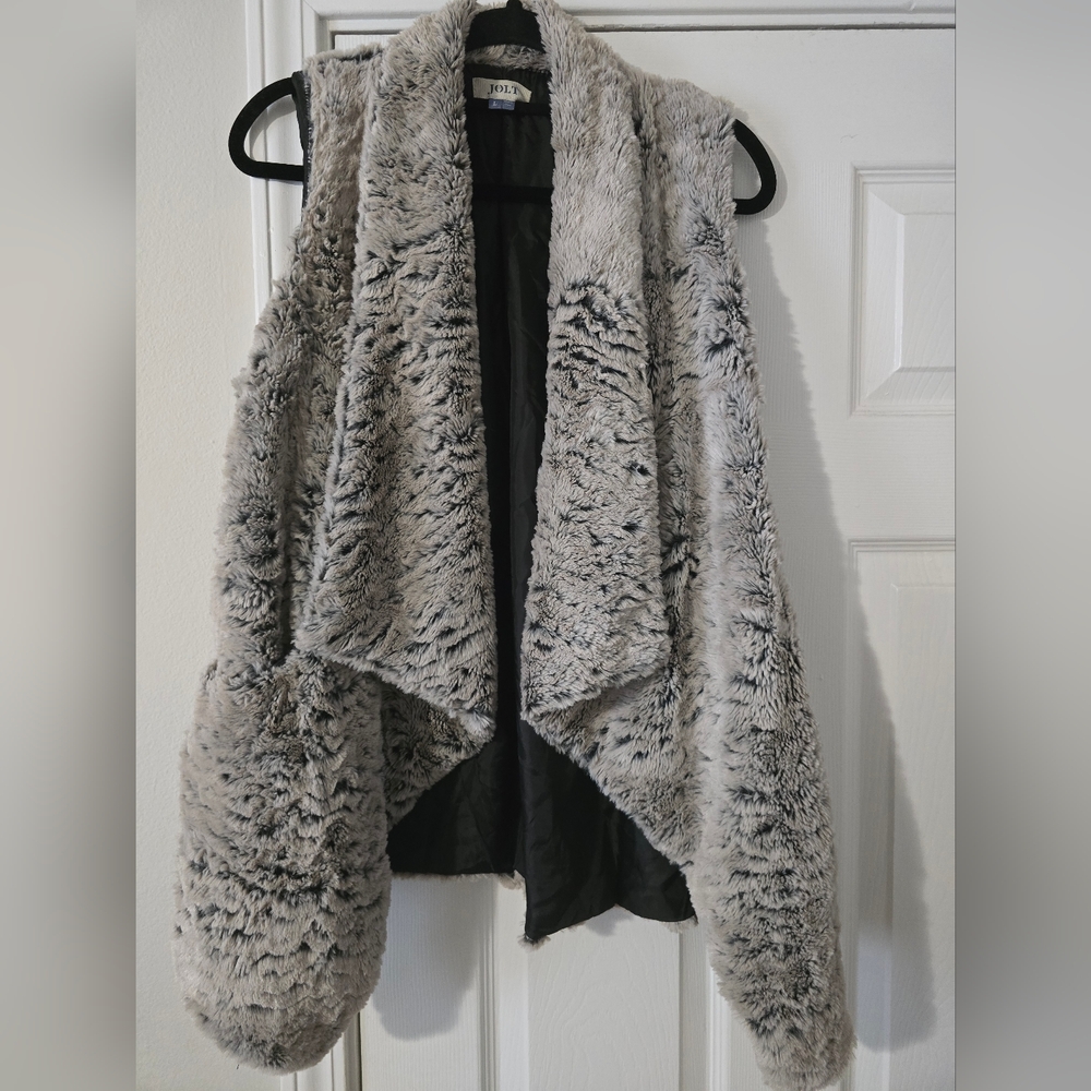 Jolt Women's Gray Teddy Jacket